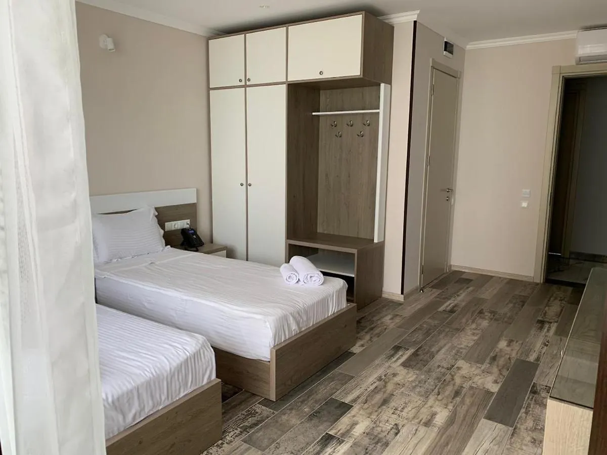 Hotel Green Rock Kvariati